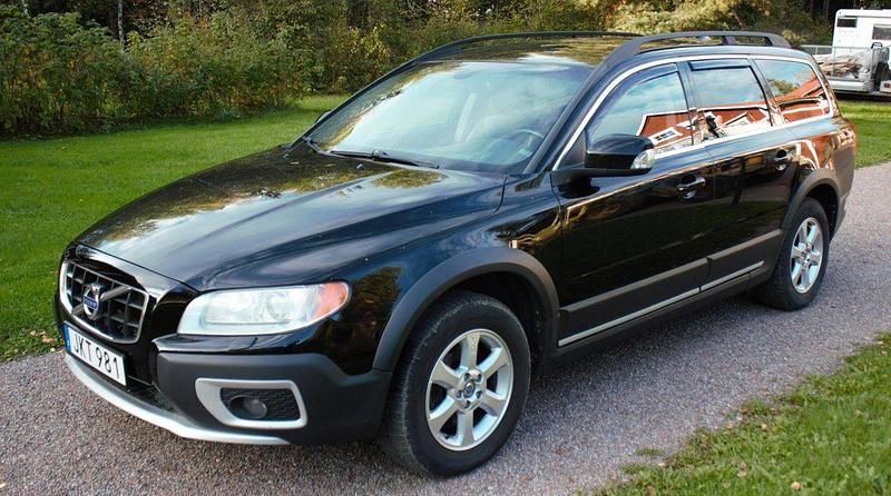 Svart Begagnad 2011 Volvo XC70 Summum SUV | 85 000 kr (Marknadspris) - Bild 1/4
