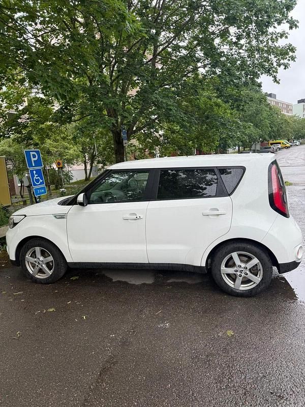 Begagnad Kia Soul EV 80 kW (110 HK) 2017 SUV