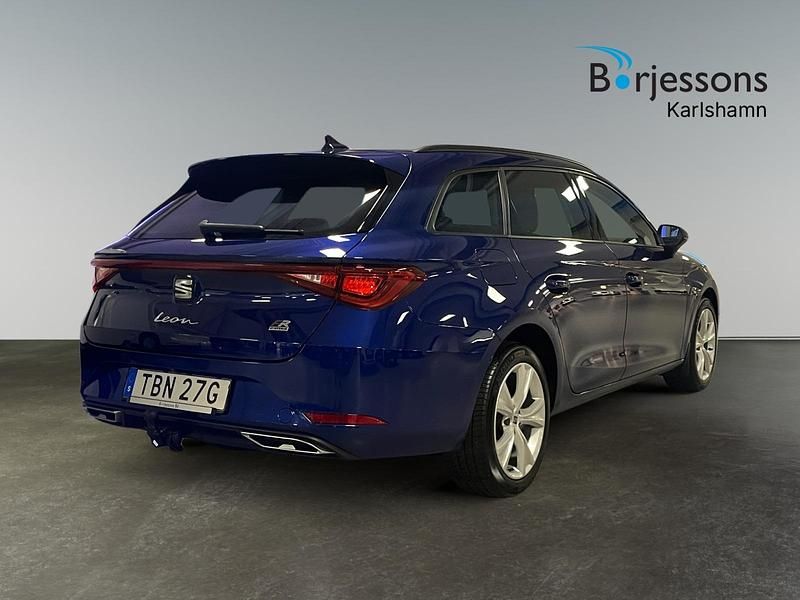 Begagnad Seat Leon FR 150 HK (110 kW) 2021 Blå Kombi