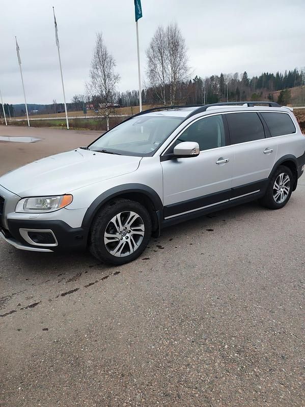 Begagnad 2013 Volvo XC70 Kombi | 120 000 kr (Marknadspris) - Bild 1/4