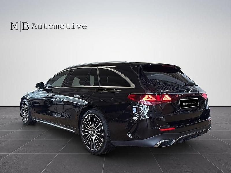 Begagnad Mercedes E300 Advanced 204 HK (150 kW) 2024 Svart Kombi