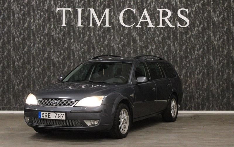Grå Begagnad 2005 Ford Mondeo Kombi | 9 999 kr (Marknadspris) - Bild 1/4