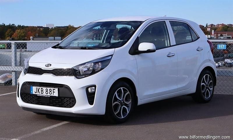 Vit samma som bilen Begagnad 2020 Kia Picanto Halvkombi | 119 900 kr (Marknadspris) - Bild 1/4