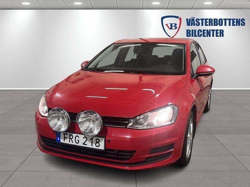 Begagnad VW Golf VII 105 HK (77 kW) 2015 Röd