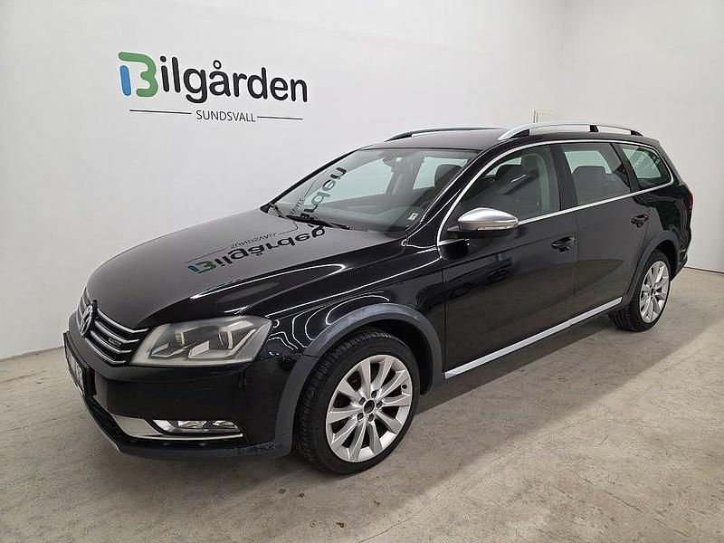 Svart Begagnad 2013 VW Passat Kombi | 109 900 kr (Lite dyr) - Bild 1/4