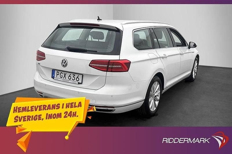 Vit Begagnad 2017 VW Passat GTE Kombi | 199 900 kr (Bra pris) - Bild 1/2