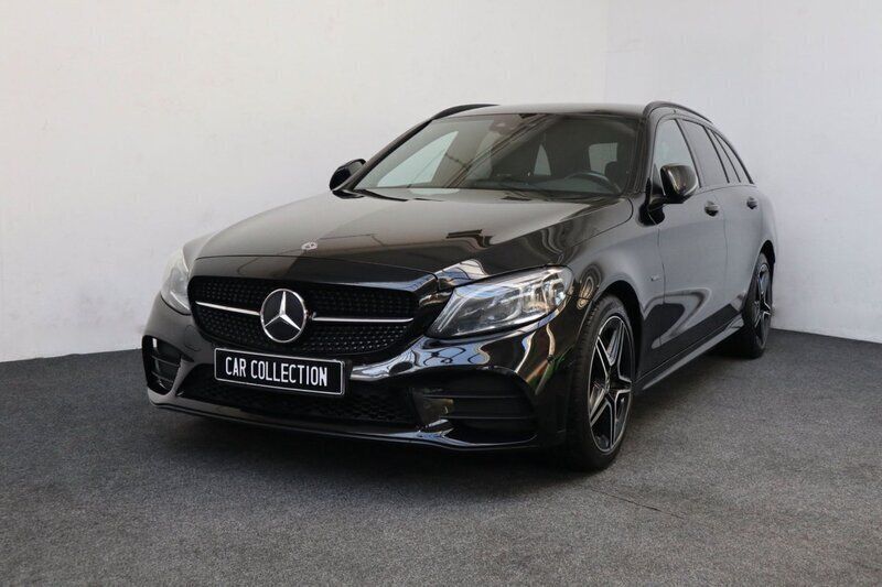 Svart Begagnad 2021 Mercedes C300e AMG line Kombi | 279 900 kr (Marknadspris) - Bild 1/4