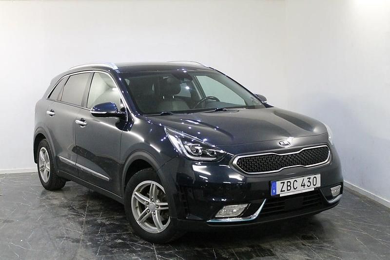 Begagnad Kia Niro Advance 105 HK (77 kW) 2017 Blå SUV