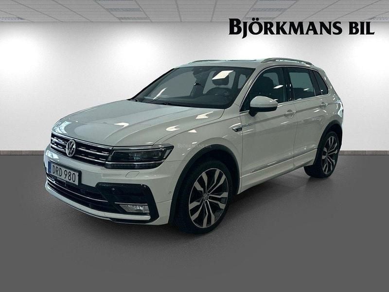 Vit Begagnad 2017 VW Tiguan GTS SUV | 284 900 kr (Lite dyr) - Bild 1/4