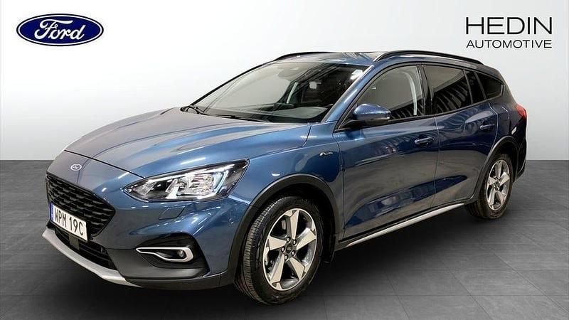 Begagnad Ford Focus Active 125 HK (91 kW) 2021 Blå Kombi