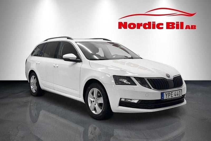 Vit Begagnad 2018 Skoda Octavia Ambition Kombi | 89 900 kr (Superpris) - Bild 1/4