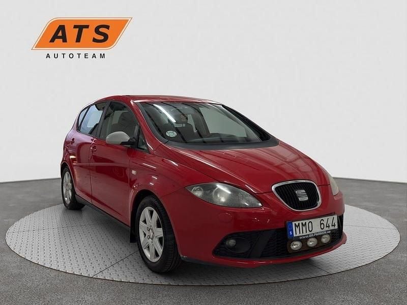 Begagnad Seat Altea FR 200 HK (147 kW) 2006 Röd Minibuss