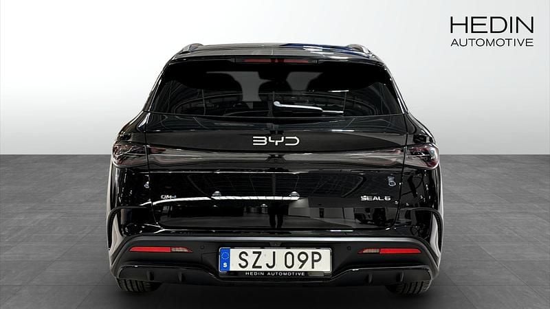 Ny BYD Seal Comfort 98 HK (72 kW) 2025 Svart Halvkombi