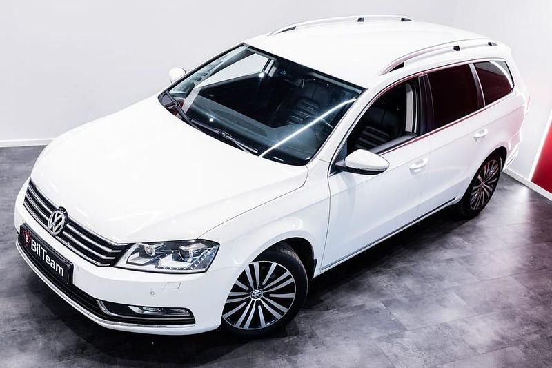 Begagnad VW Passat 170 HK (125 kW) 2012 Vit Kombi