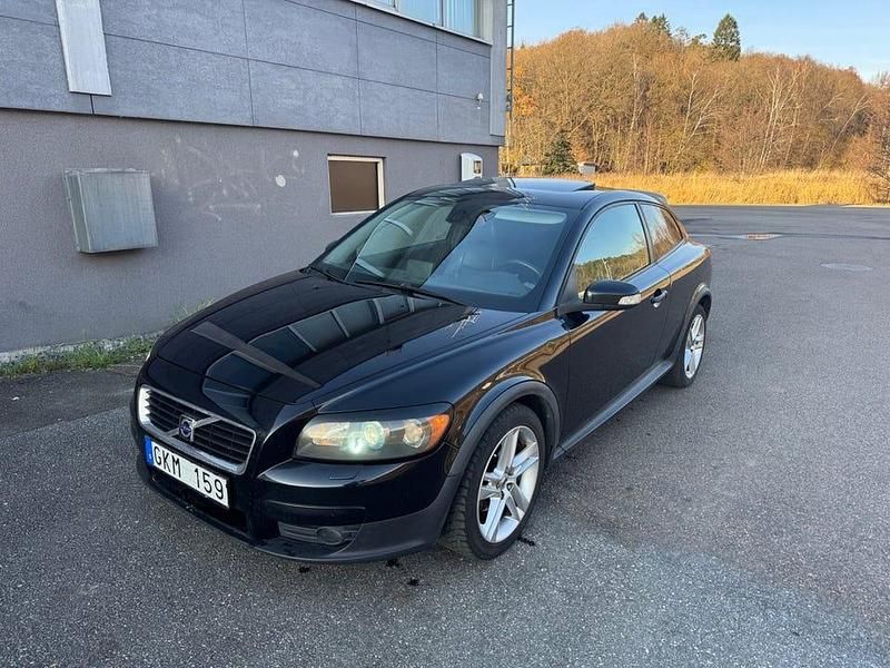 Svart Begagnad 2008 Volvo C30 Summum Halvkombi | 39 000 kr (Bra pris) - Bild 1/4