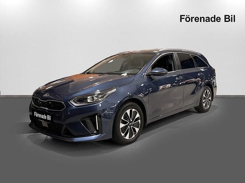 Cosmos blue Begagnad 2020 Kia Ceed Sportswagon Advance Kombi | 204 900 kr (Marknadspris) - Bild 1/4