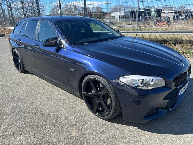 Blå Begagnad 2012 BMW 530 Sport Line Kombi | 145 000 kr (Marknadspris) - Bild 1/4