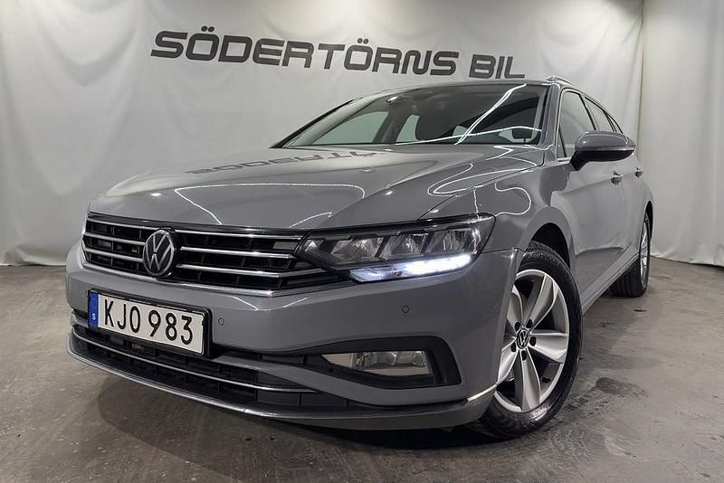 Begagnad VW Passat GT 200 HK (147 kW) 2022 Grå Kombi