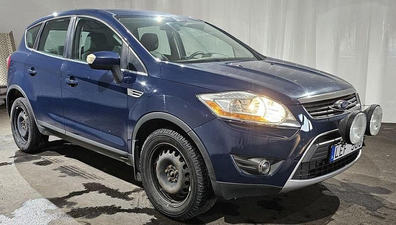 Blå Begagnad 2010 Ford Kuga Trend SUV | 59 900 kr (Marknadspris) - Bild 1/4