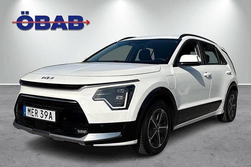 Begagnad Kia Niro Advance 184 HK (135 kW) 2022 Vit SUV