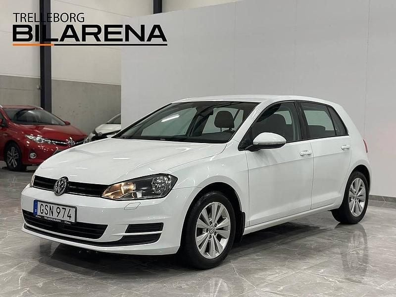 Begagnad VW Golf VII 111 HK (81 kW) 2015 Vit Halvkombi