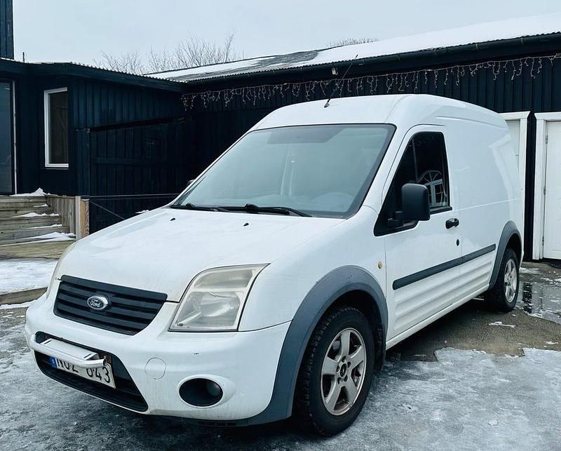 Begagnad Ford Transit Connect 90 HK (66 kW) 2013 Vit Minibuss