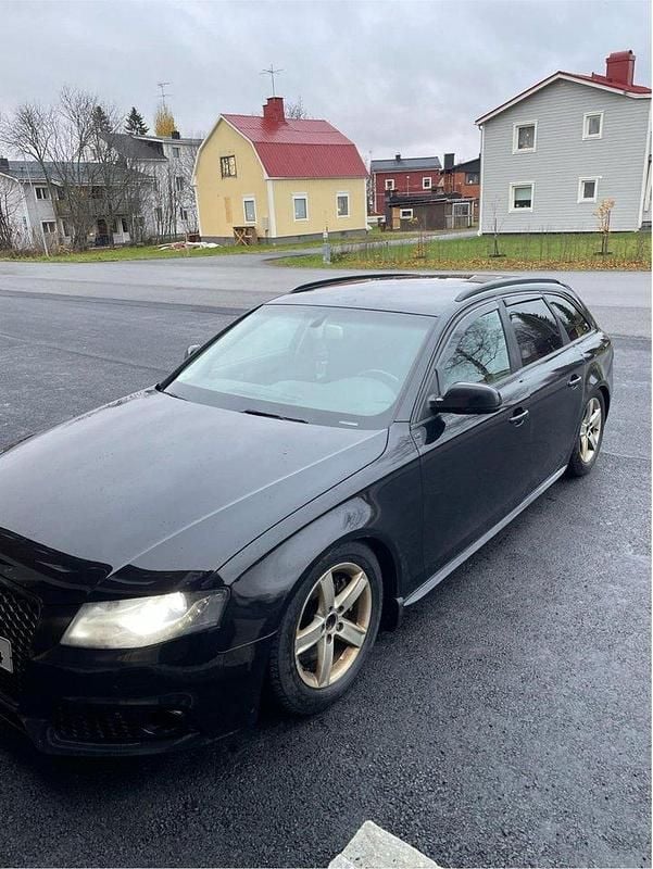 Svart Begagnad 2011 Audi A4 Kombi | 55 000 kr (Marknadspris) - Bild 1/4