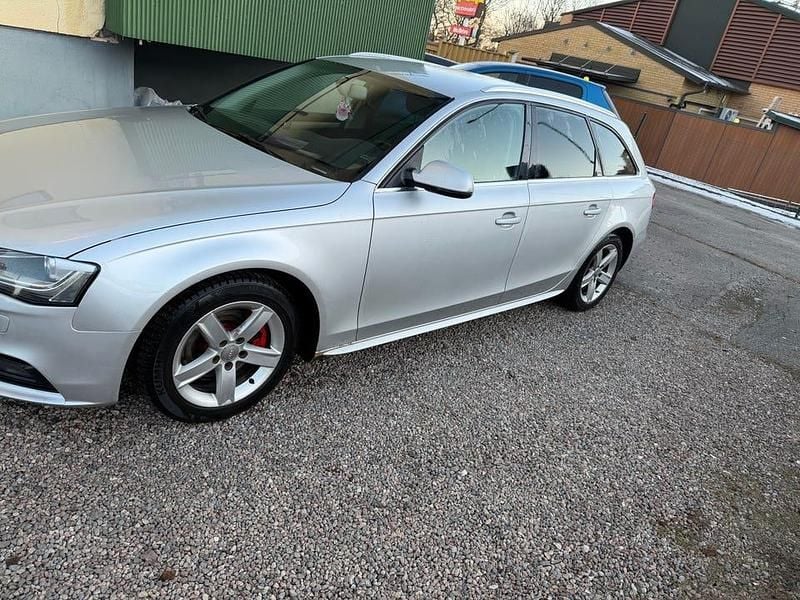 Begagnad Audi A4 136 HK (100 kW) 2013 Kombi