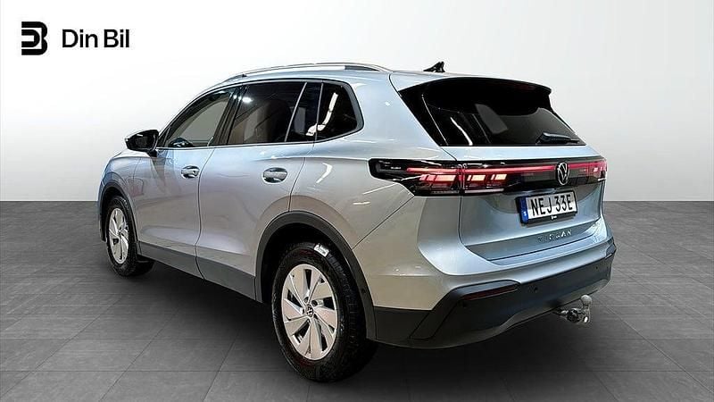 Begagnad VW Tiguan Life 150 HK (110 kW) 2024 Silver SUV