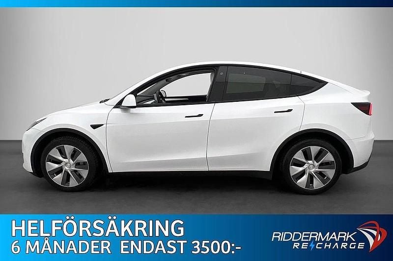 Begagnad Tesla Model Y Standard Range 250 kW (340 HK) 2023 Vit SUV