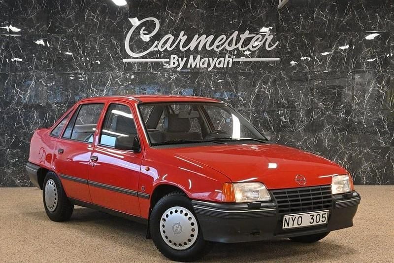 Begagnad Opel Kadett 75 HK (55 kW) 1988 Röd Sedan