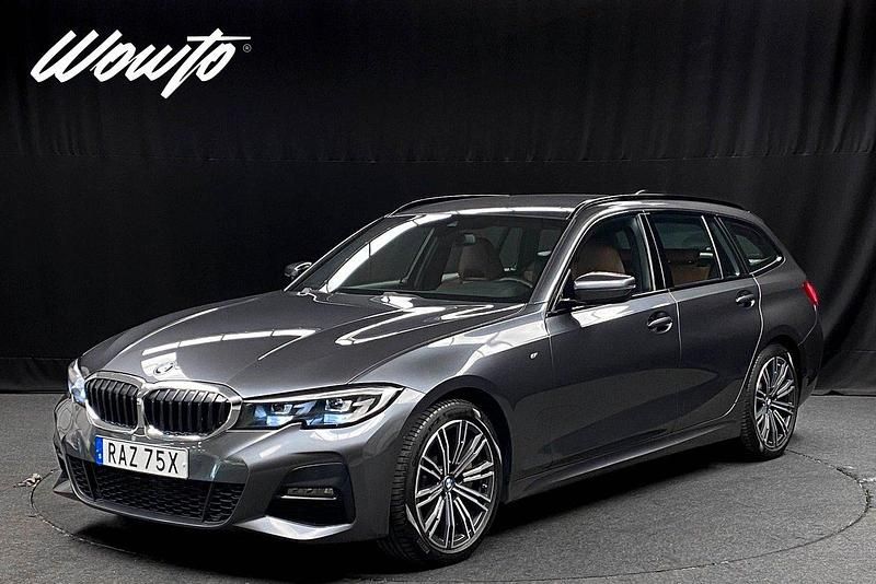 Grå Begagnad 2021 BMW 330 M Sport Kombi | 369 800 kr (Marknadspris) - Bild 1/3