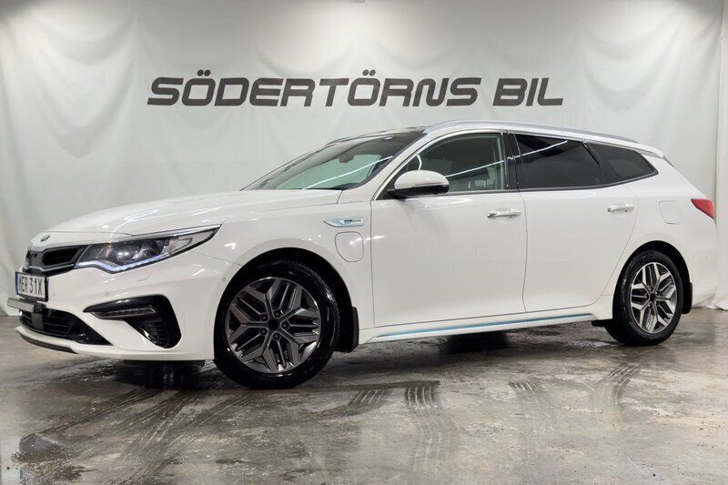 Vit Begagnad 2019 Kia Optima Hybrid 2 Sedan | 179 900 kr (Marknadspris) - Bild 1/4