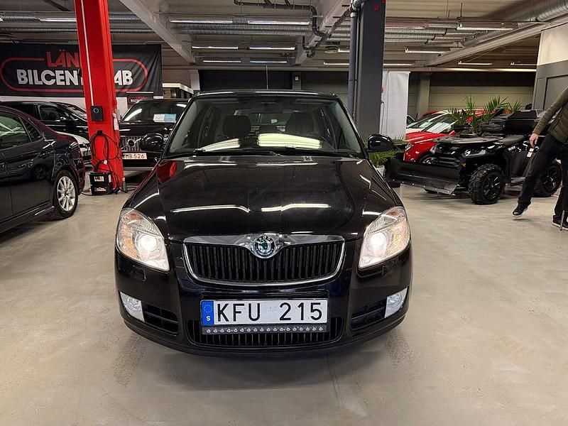 Begagnad Skoda Fabia Sport 69 HK (50 kW) 2009 Svart Halvkombi
