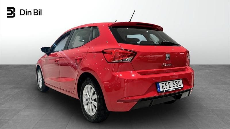 Begagnad Seat Ibiza Style 110 HK (80 kW) 2023 Röd Halvkombi