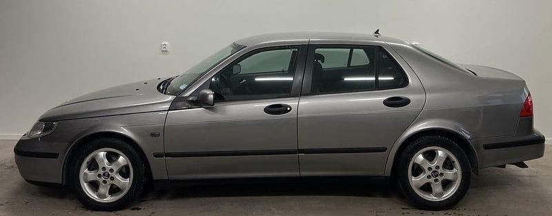 Begagnad Saab 9-5 Linear 185 HK (136 kW) 2003 Grå