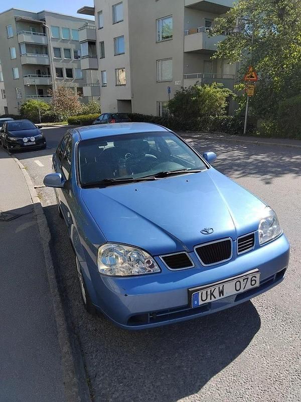 Blå Begagnad 2004 Chevrolet Nubira Sedan | 17 000 kr - Bild 1/4