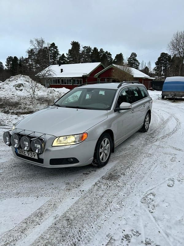 Begagnad Volvo V70 175 HK (128 kW) 2010 Kombi