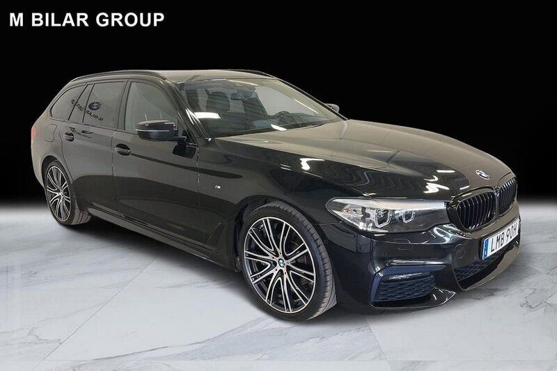 Svart Begagnad 2019 BMW 520 M Sport Kombi | 339 000 kr (Marknadspris) - Bild 1/4
