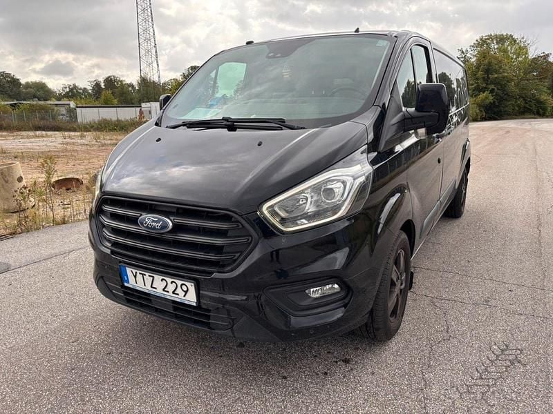 Svart Begagnad 2019 Ford Transit Custom Van | 98 000 kr - Bild 1/4