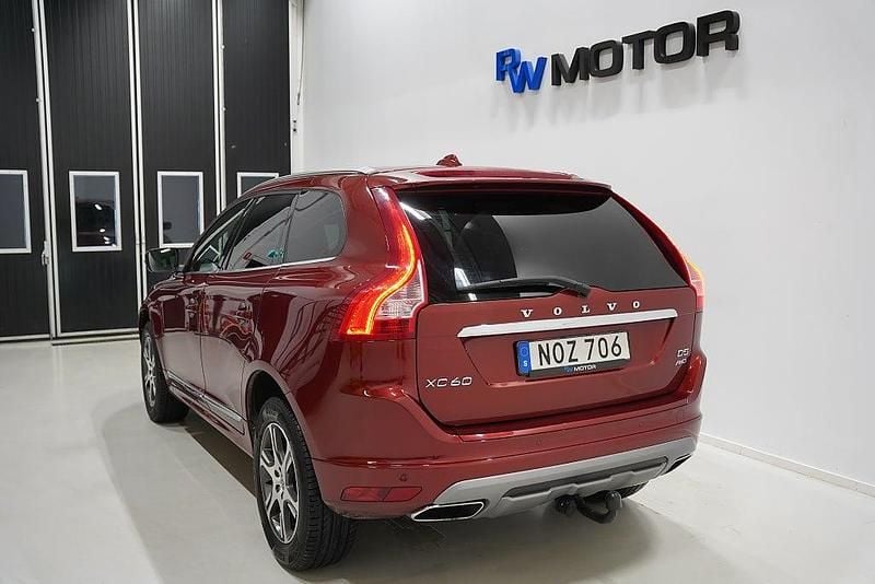 Begagnad Volvo XC60 Summum 215 HK (158 kW) 2013 Röd SUV
