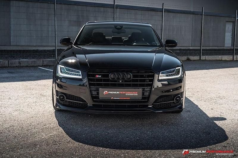 Begagnad Audi S8 plus Design 606 HK (445 kW) 2017 Svart (mytsvart metallic) Sedan