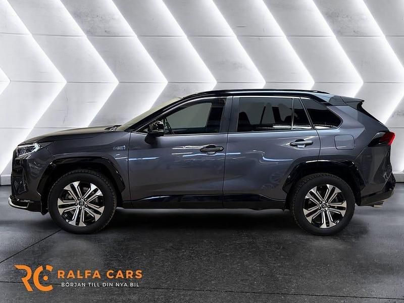 Begagnad Toyota RAV4 Premium 306 HK (225 kW) 2022 Grå SUV