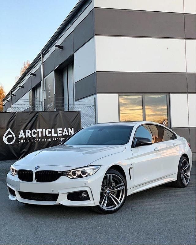 Vit Begagnad 2016 BMW 435 Gran Coupé Sportkupé | 330 000 kr (Marknadspris) - Bild 1/4