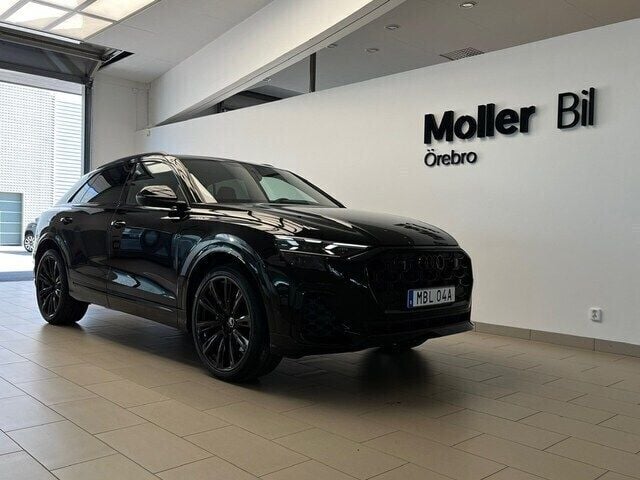 Mytsvart metallic Begagnad 2024 Audi Q8 SUV | 999 000 kr - Bild 1/4