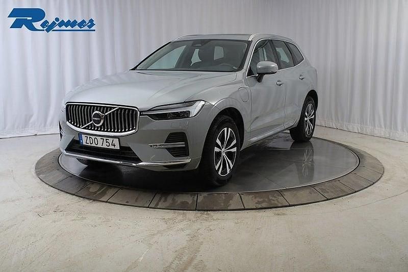 Begagnad Volvo XC60 Core 253 HK (186 kW) 2023 Vapour grey metallic SUV