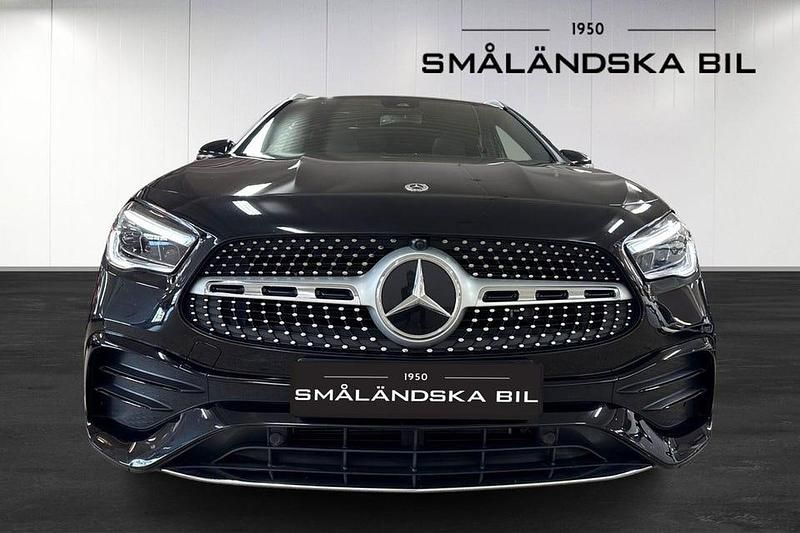 Begagnad Mercedes GLA250 AMG 218 HK (160 kW) 2023 Svart SUV