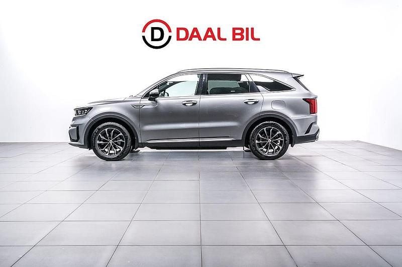 Grå Begagnad 2021 Kia Sorento Advance SUV | 424 700 kr (Marknadspris) - Bild 1/4