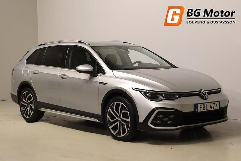 Silver Begagnad 2021 VW Golf Alltrack Kombi | 279 900 kr (Lite dyr) - Bild 1/4
