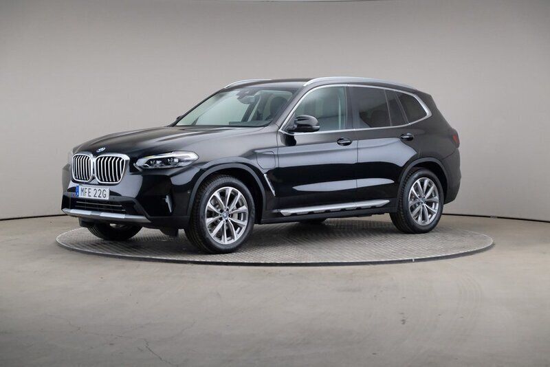 Svart Begagnad 2024 BMW X3 SUV | 519 000 kr - Bild 1/4